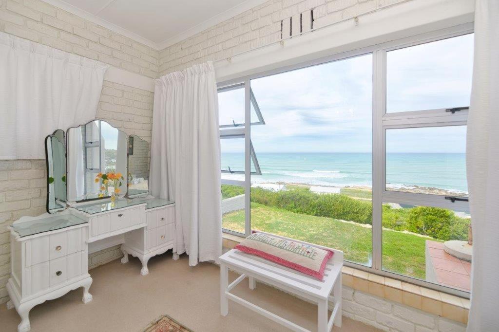 ストロイスバーイ Oceanview Houseヴィラ エクステリア 写真